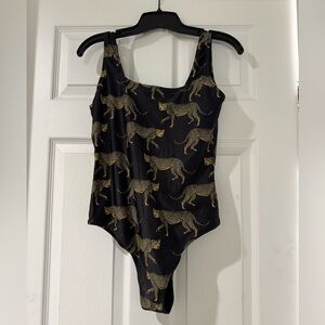 Leopard Print One Piece Swimsuit 🐆🐆🔥